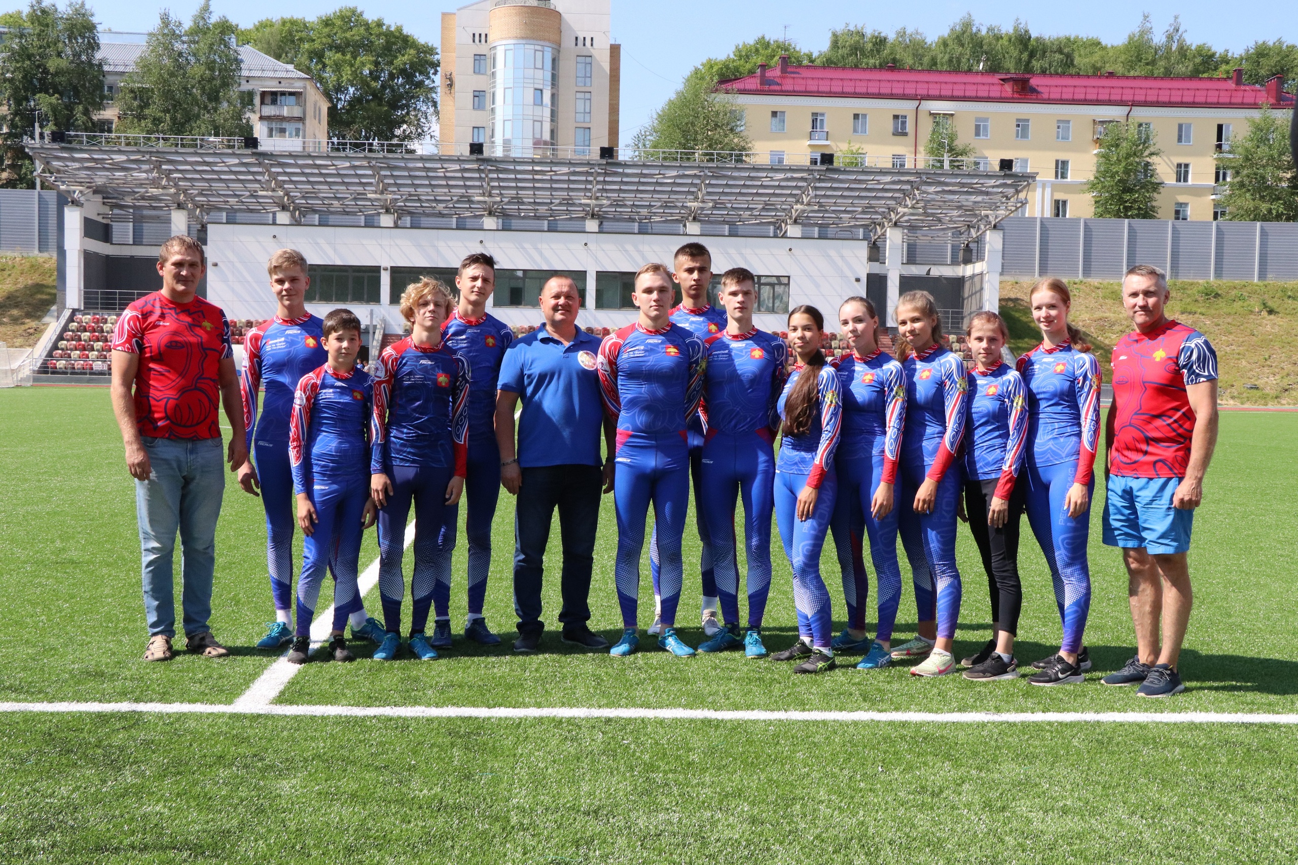 Юношеская сборная Республики Коми готовится к стартам на всероссийском чемпионате и первенстве по пожарно-спасательному спорту.